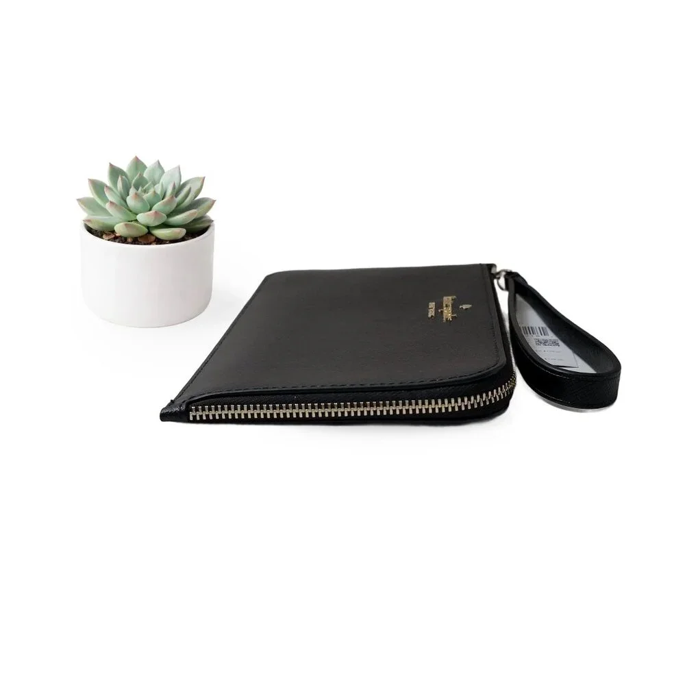 NWT Kate Spade ♠️ Lucy Black Saffiano Leather Zip Wristlet